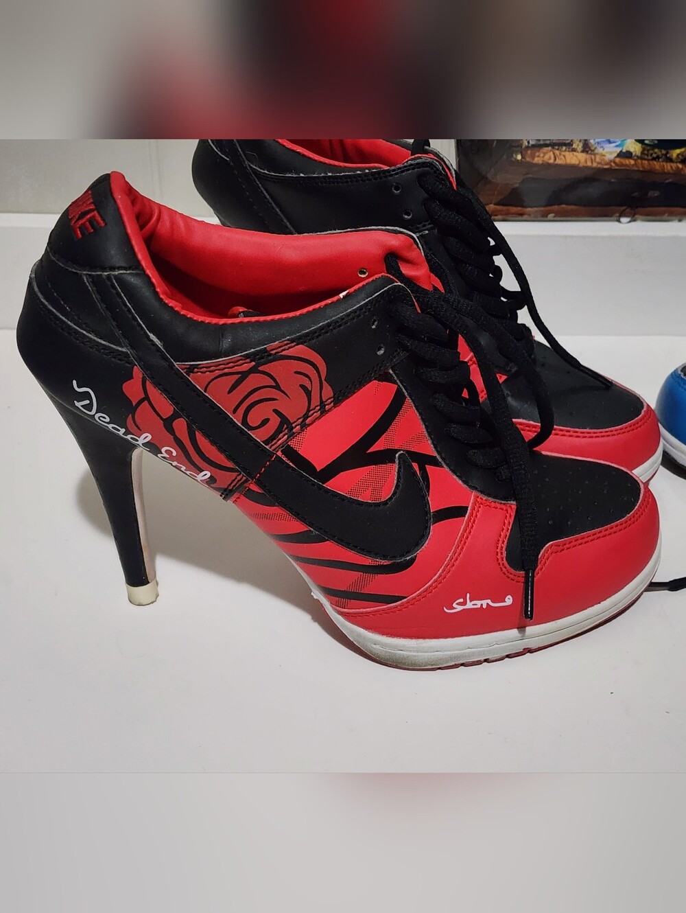 Nike SB Rose Custom High Heel Stiletto Red Black Womens Size 9.5 Rare - Picture 2 of 10